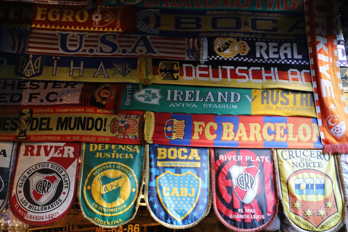 mercato fc barcelone suivre dossier tomber