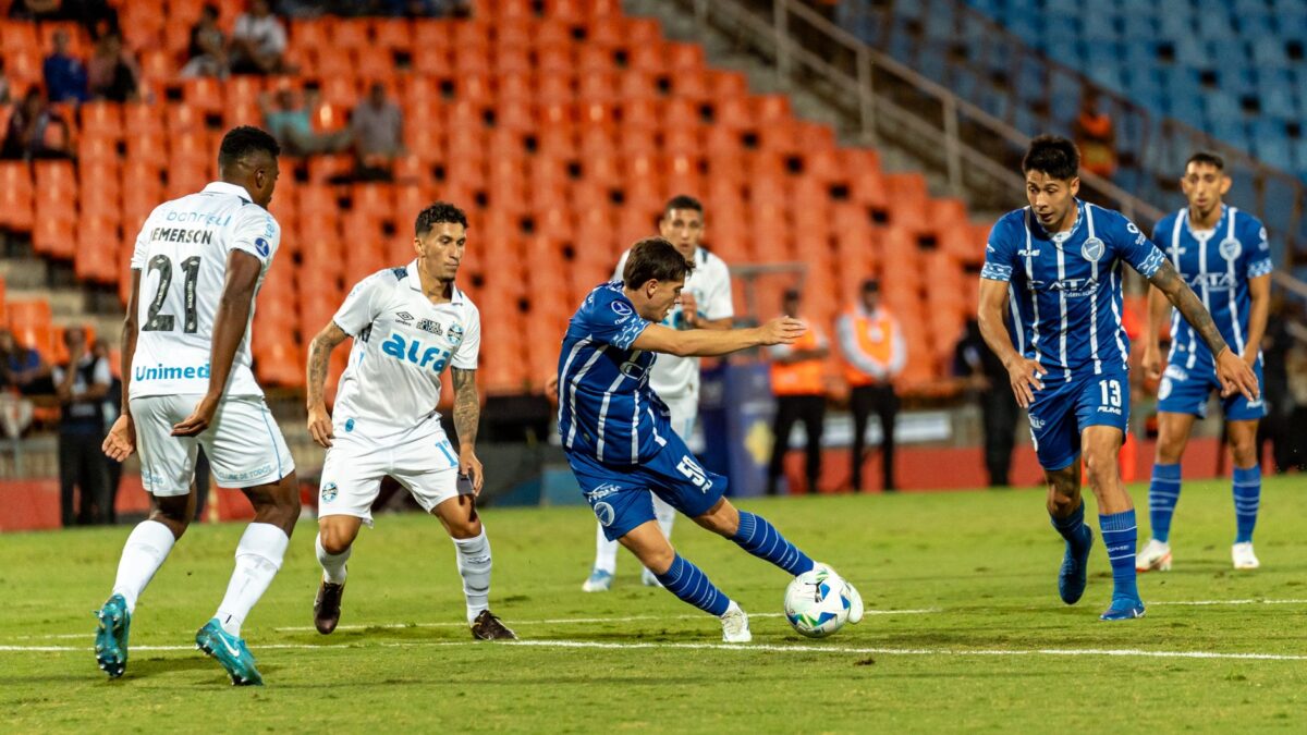 om olympiakos onze paixão resterait titulaire